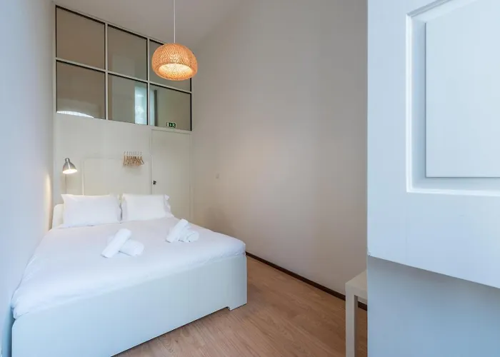 Guestready - Clerigos Virtudes Apartament *