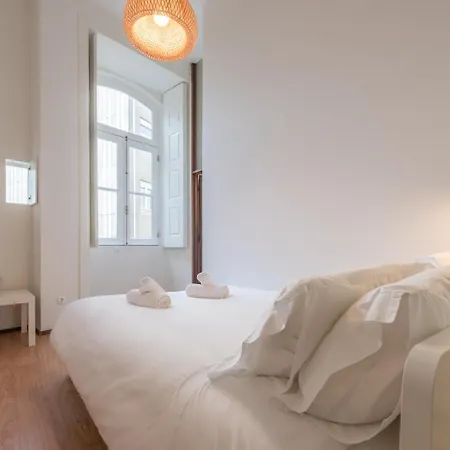 Guestready - Clerigos Virtudes Apartments Porto