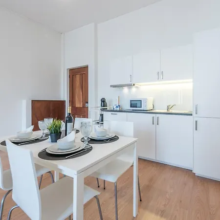 Guestready - Clerigos Virtudes Apartments *