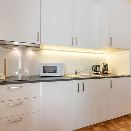Guestready - Clerigos Virtudes Apartament *